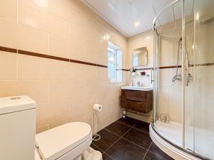 Photo 15- click for photo gallery